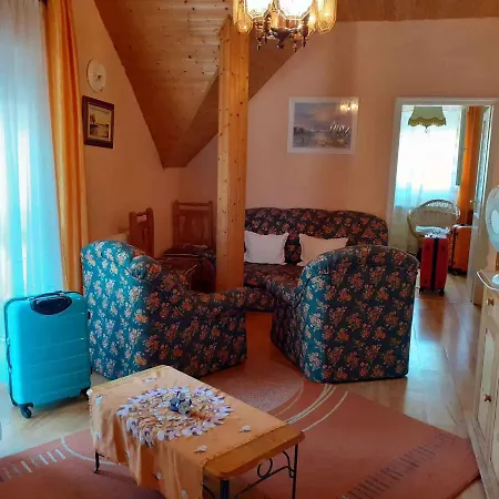 In 18329 Hébergement de vacances *