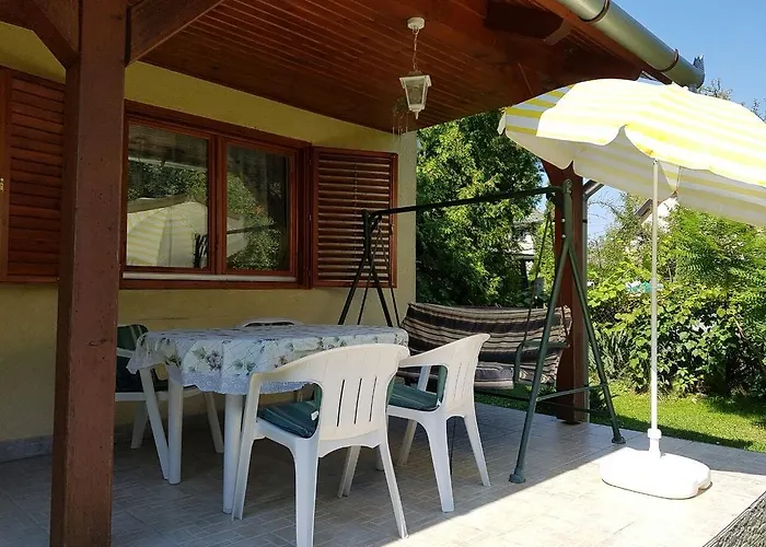 In 18329 Балатонфеньвеш